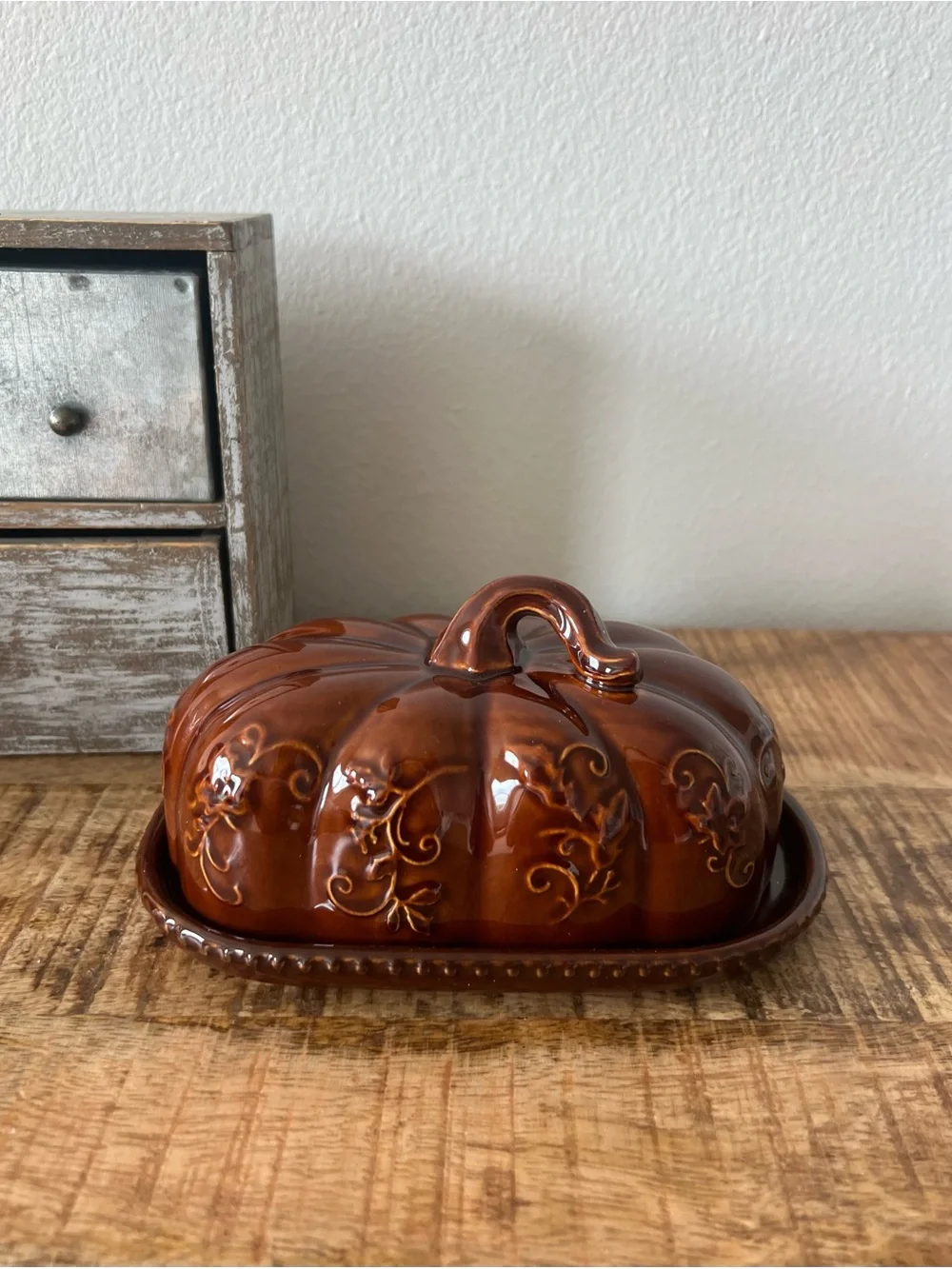 New Fall Farmhouse Brown Ceramic Embossed Butter Dish